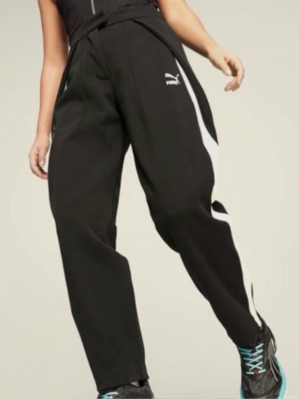 Puma LUXE SPORT T7 Slouchy Pants Women, size 30 new with tags